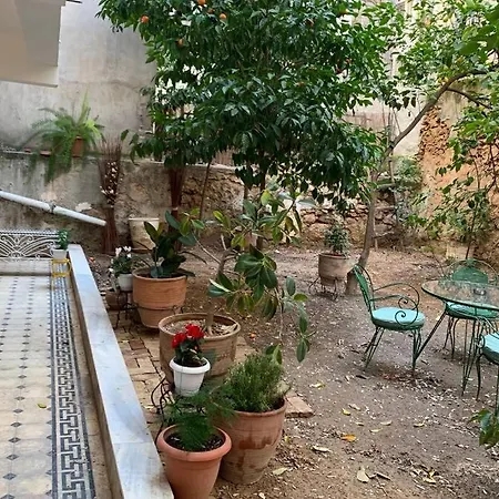 Quiet And Central Flat With Private Backyard Garden Athens Exterior photo