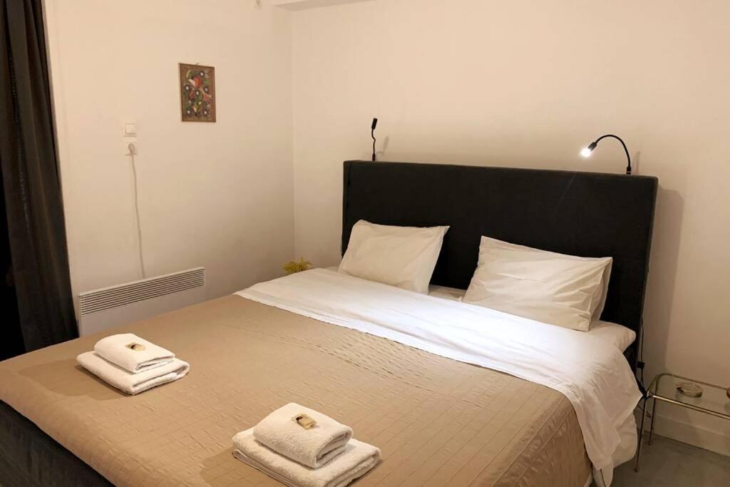 Apartment Quiet And Flat With Private Backyard Garden *