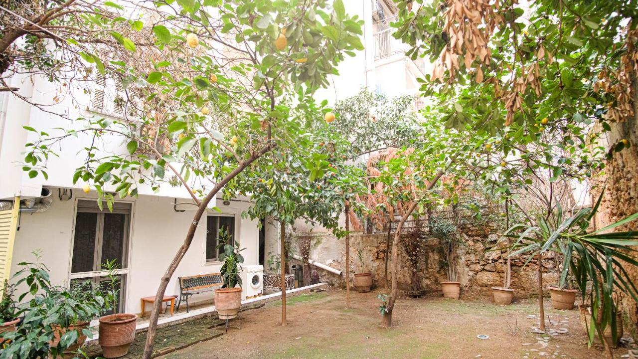 Quiet And Flat With Private Backyard Garden Athens